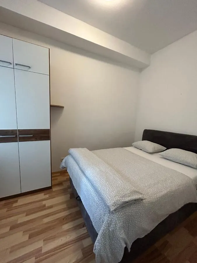 Dom Apartment Vienna
